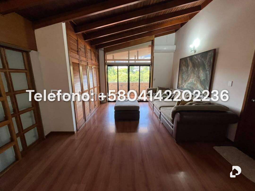Casa en Cumbres de Curumo, Caracas – 9