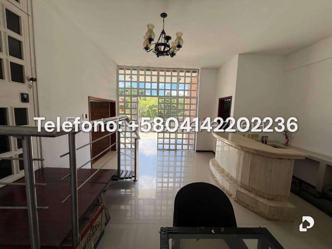 Casa en Cumbres de Curumo, Caracas – 60