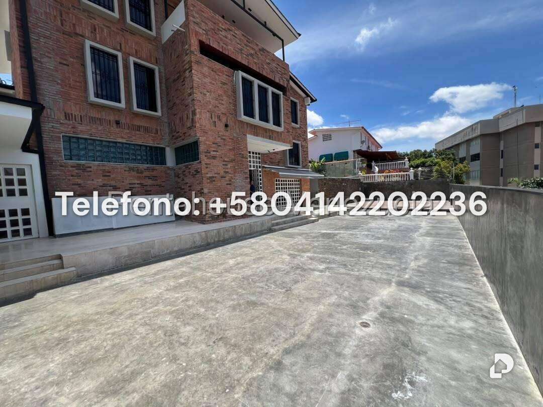 Casa en Cumbres de Curumo, Caracas – 63