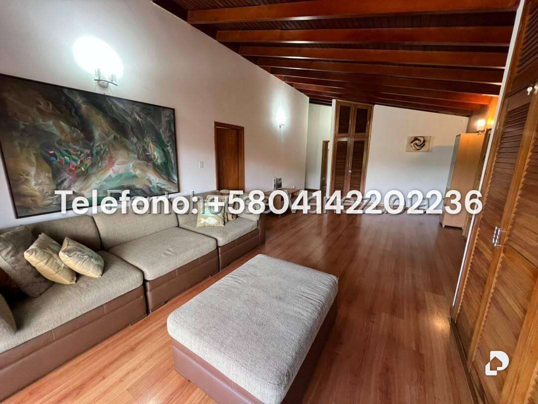 Casa en Cumbres de Curumo, Caracas – 11