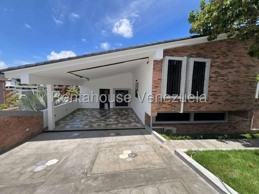 House in Cumbres de Curumo, Caracas - 1