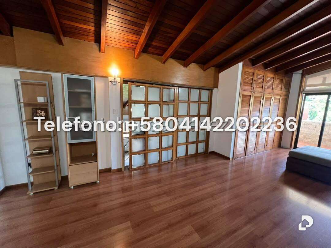 Casa en Cumbres de Curumo, Caracas – 8
