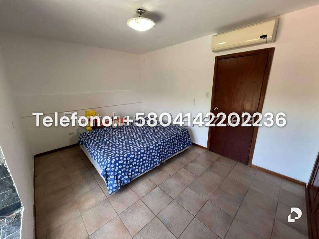 Casa en Cumbres de Curumo, Caracas – 52