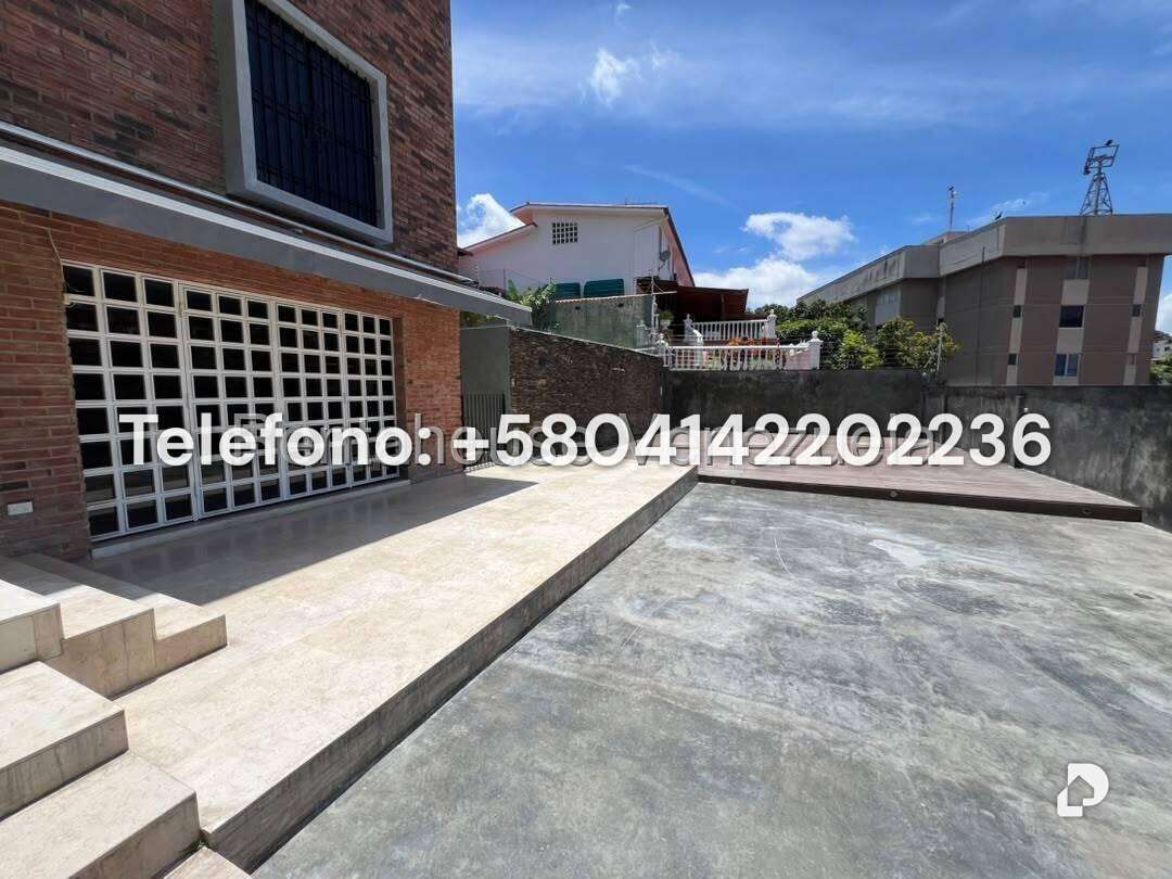 Casa en Cumbres de Curumo, Caracas – 71