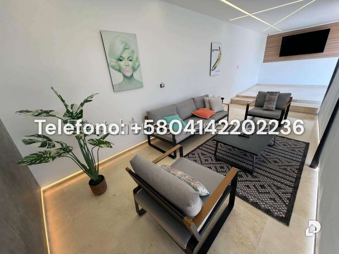 Casa en Cumbres de Curumo, Caracas – 76