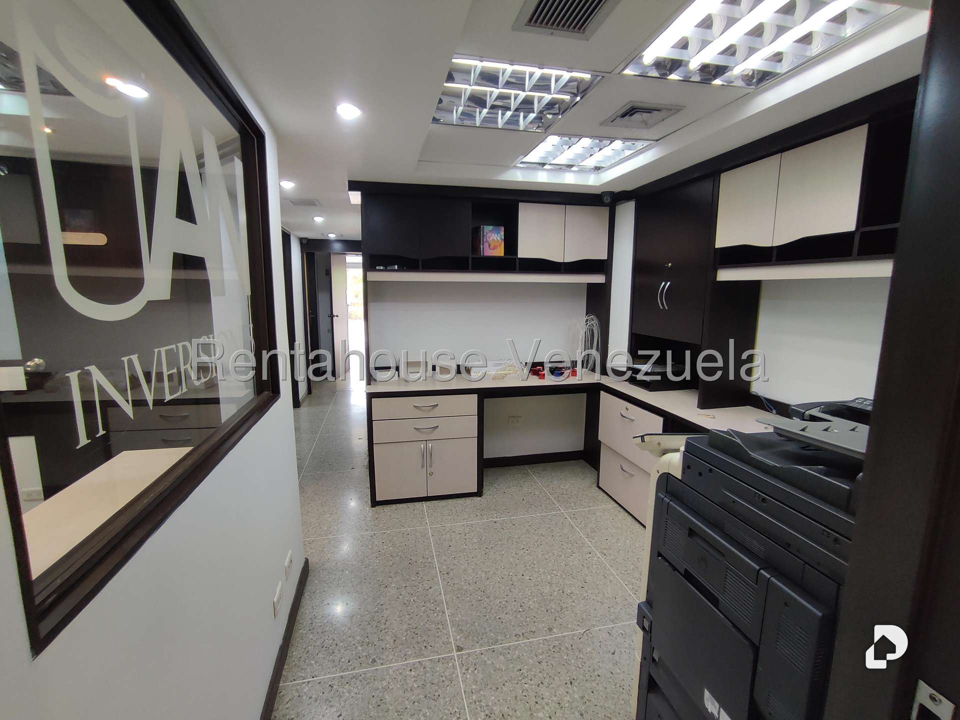 Local comercial en Parroquia Santa Rosalía, Caracas – 5