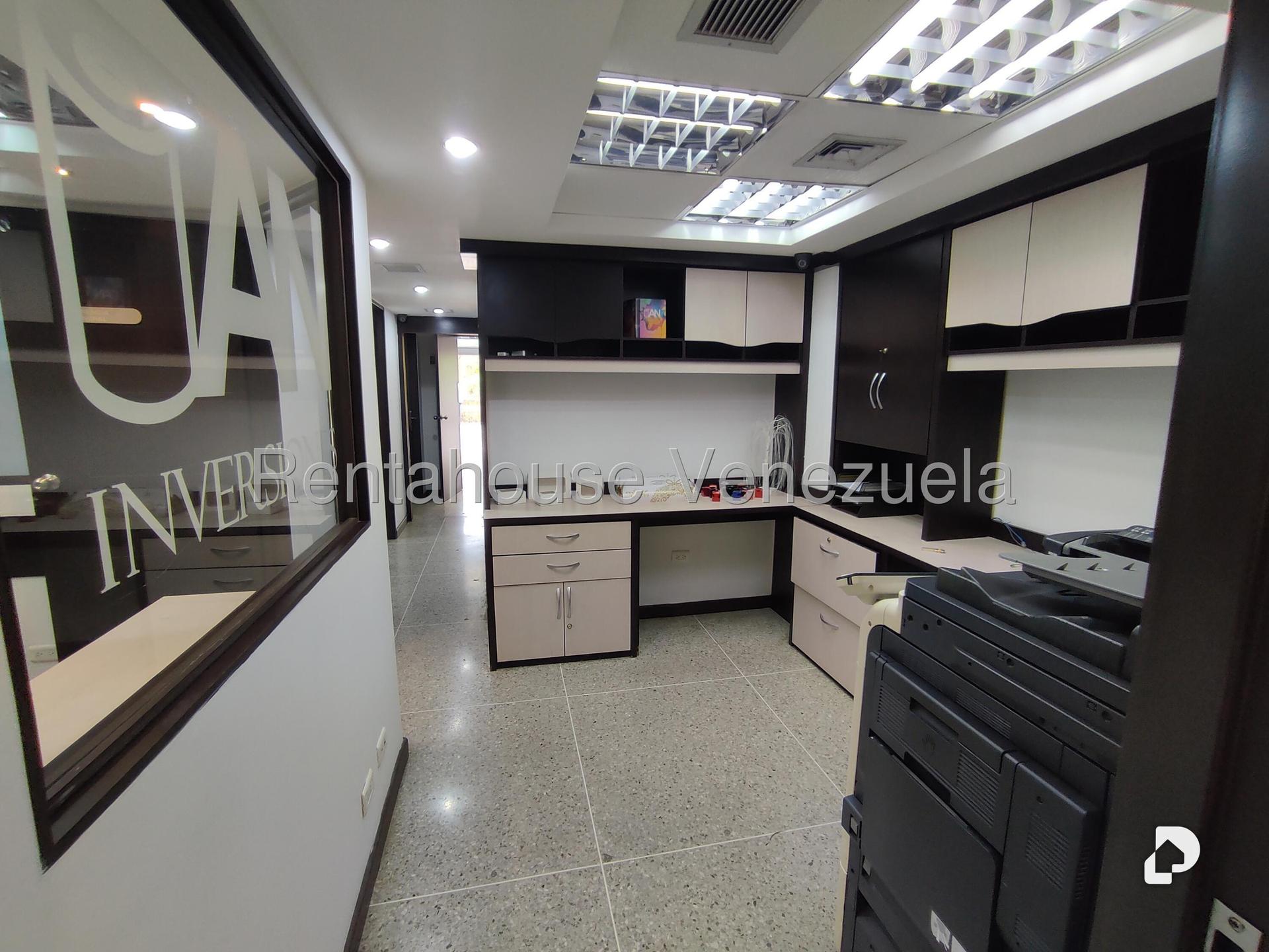 Local comercial en Parroquia Santa Rosalía, Caracas – 5
