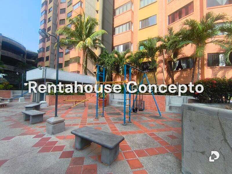 Apartamento en La Granja, Naguanagua – 23