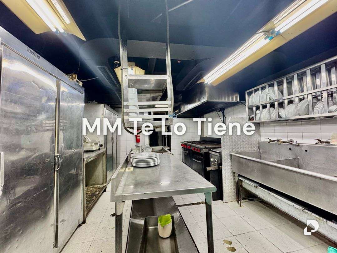 Local comercial en El Rosal, Caracas – 10