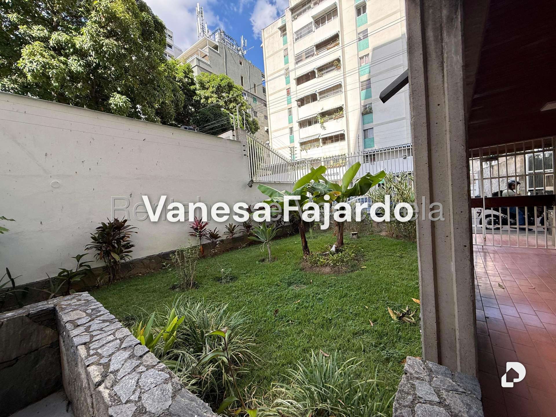 Apartamento en La Florida, Caracas – 22