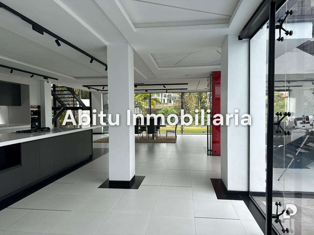 House in Alto Hatillo, Caracas – 14