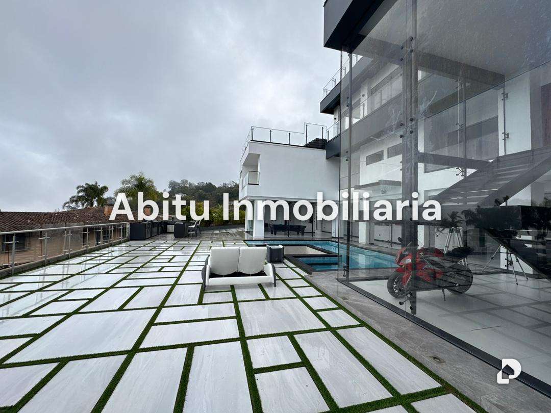 House in Alto Hatillo, Caracas – 4