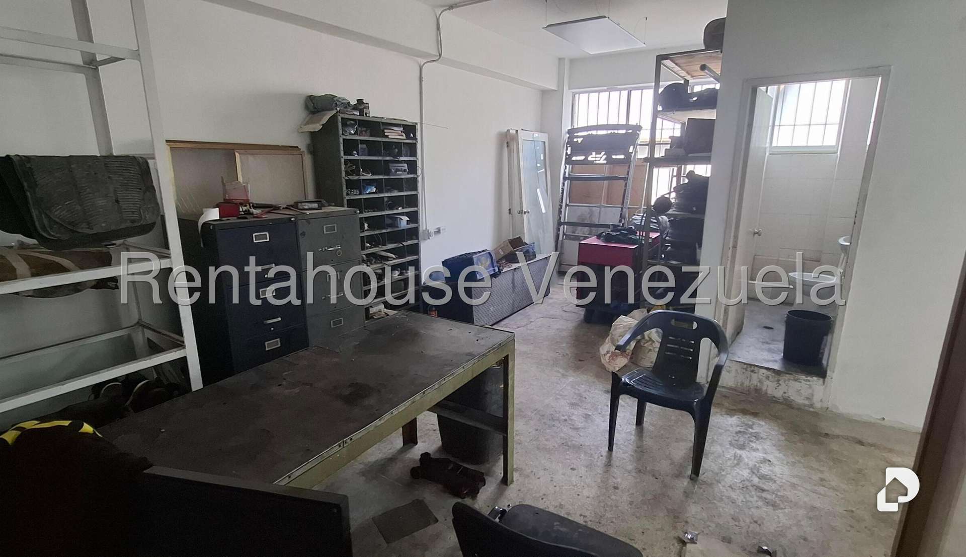 Local comercial en Quinta Crespo, Caracas – 11