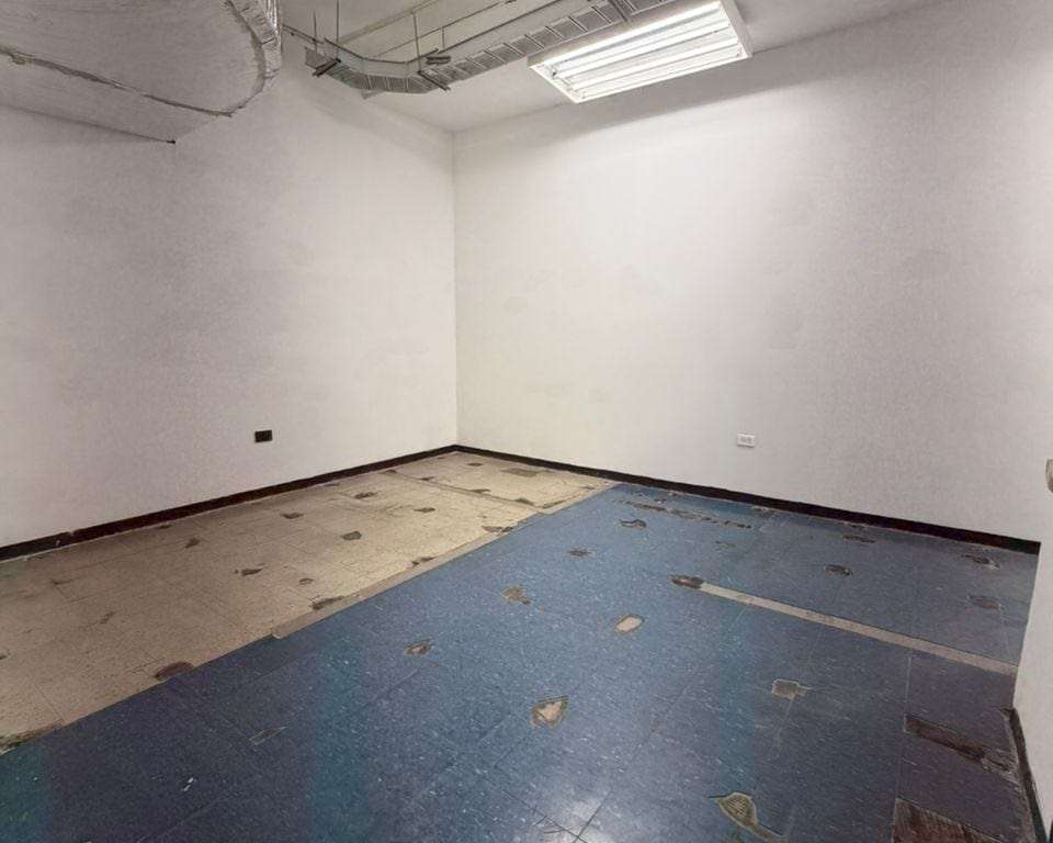 Local comercial en Los Ruices, Caracas - 1