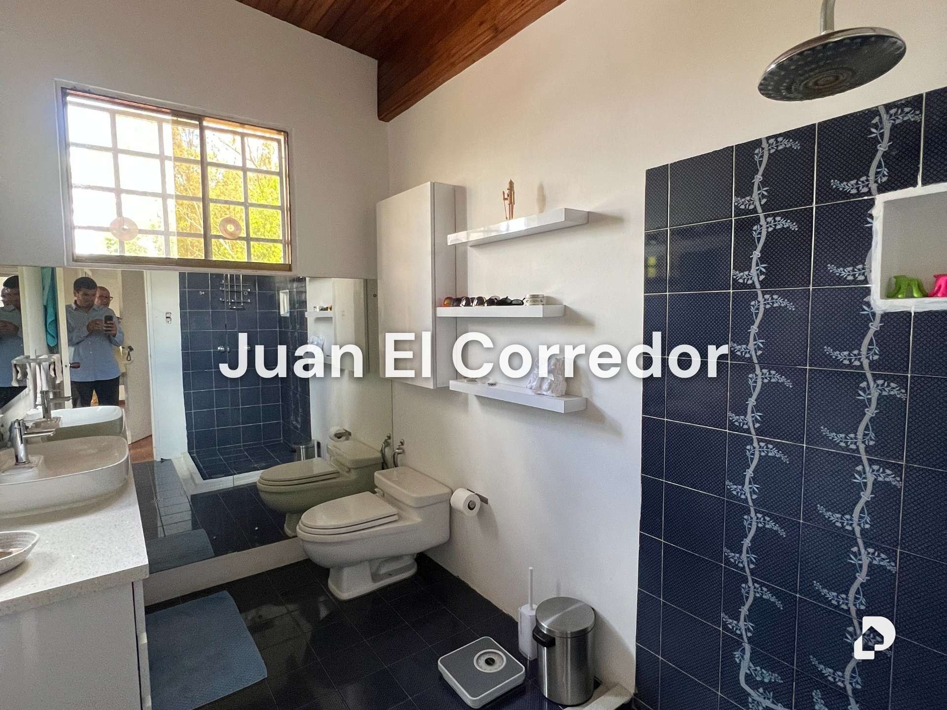 Casa en Lomas De La Trinidad, Caracas – 17