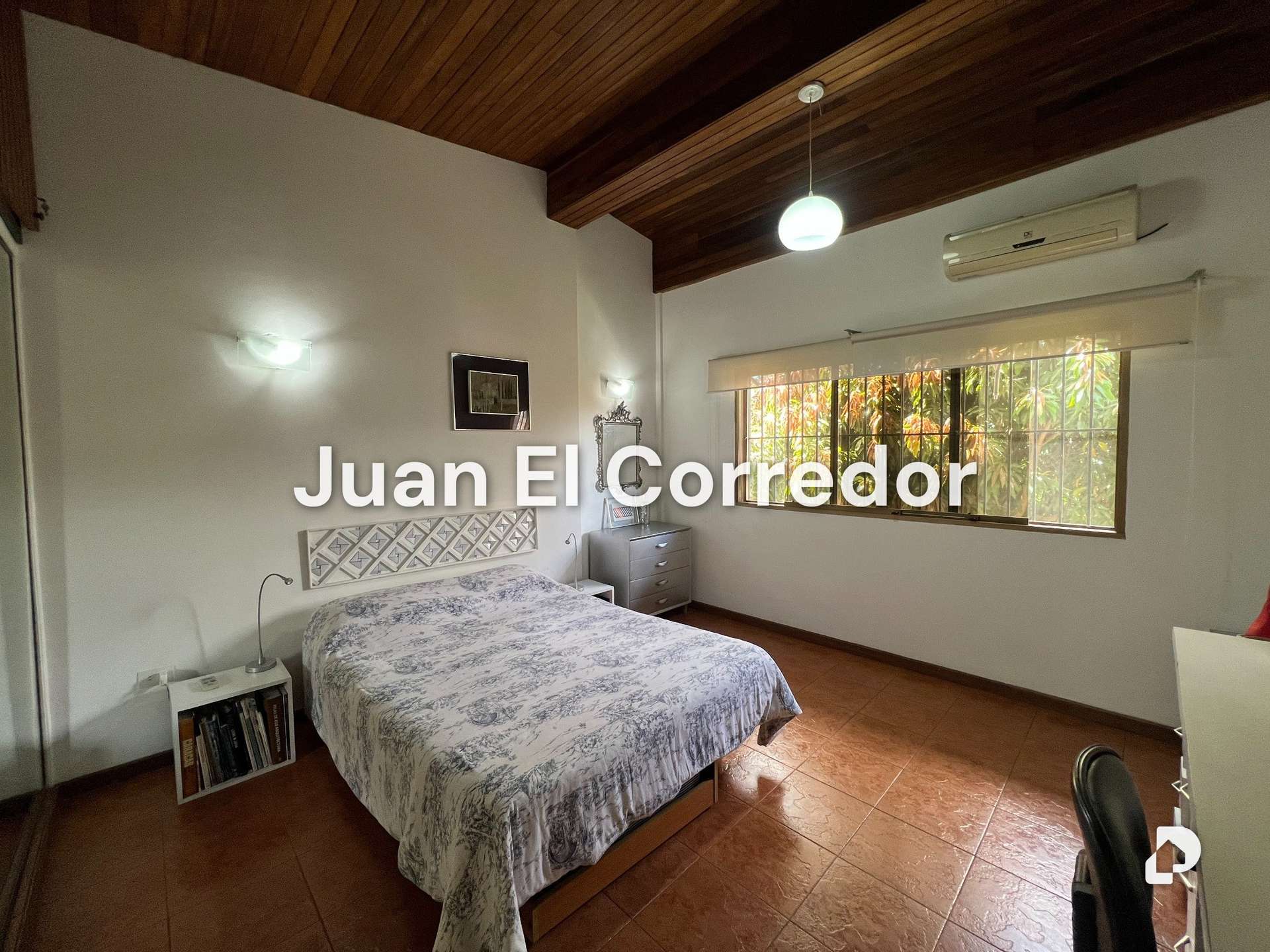 Casa en Lomas De La Trinidad, Caracas – 16