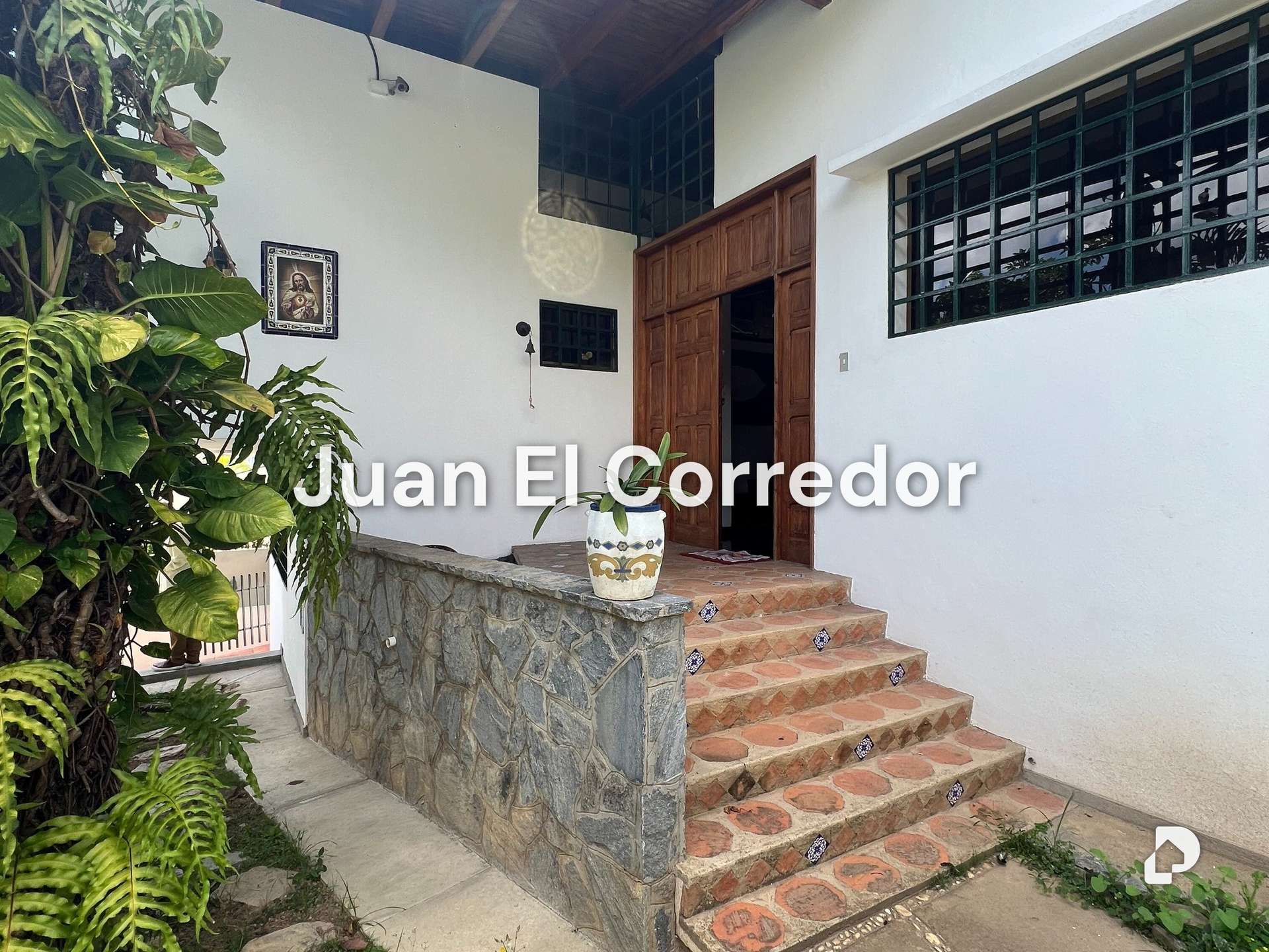 Casa en Lomas De La Trinidad, Caracas – 11