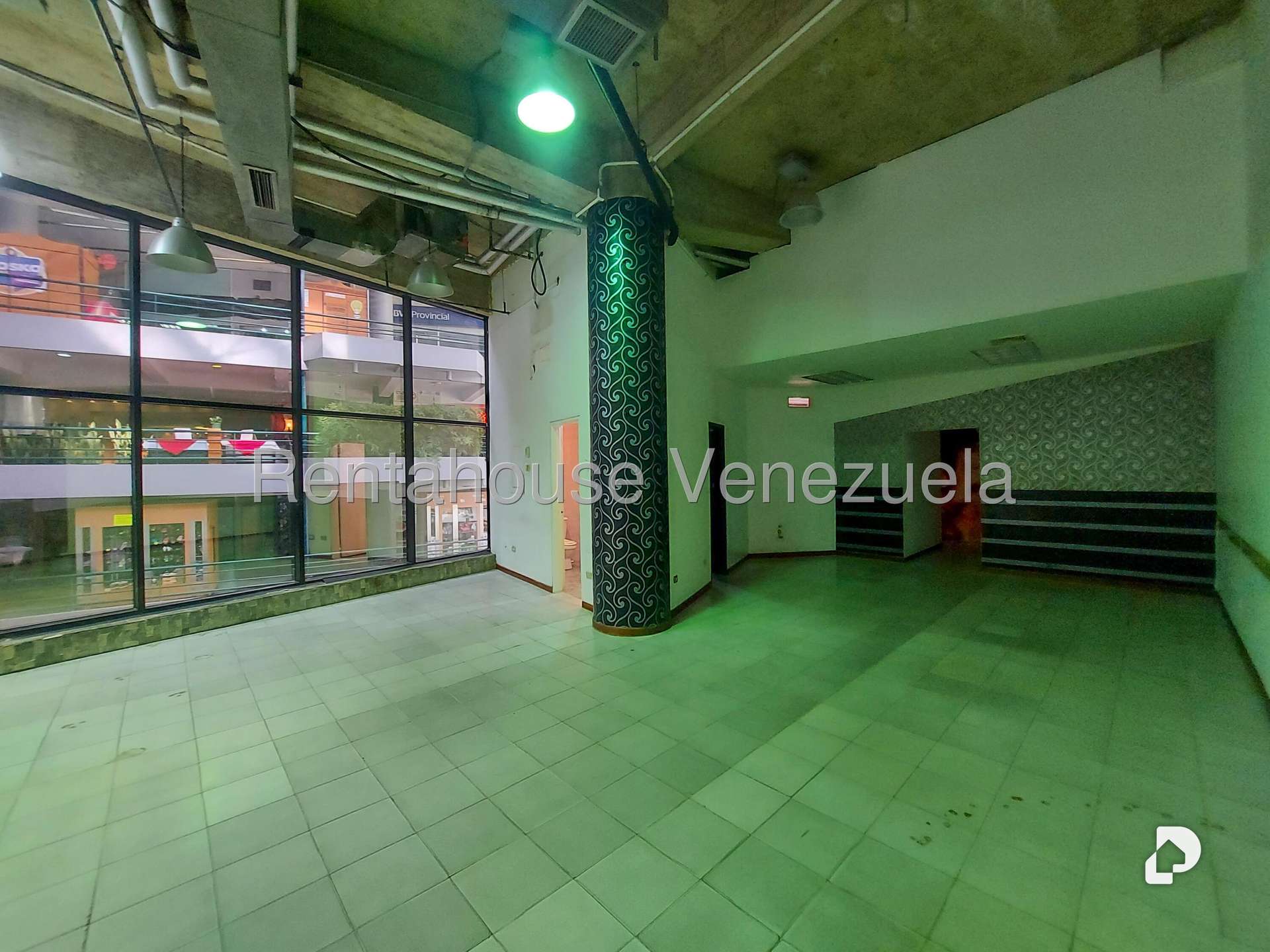 Local comercial en Terrazas del Ávila, Caracas – 2