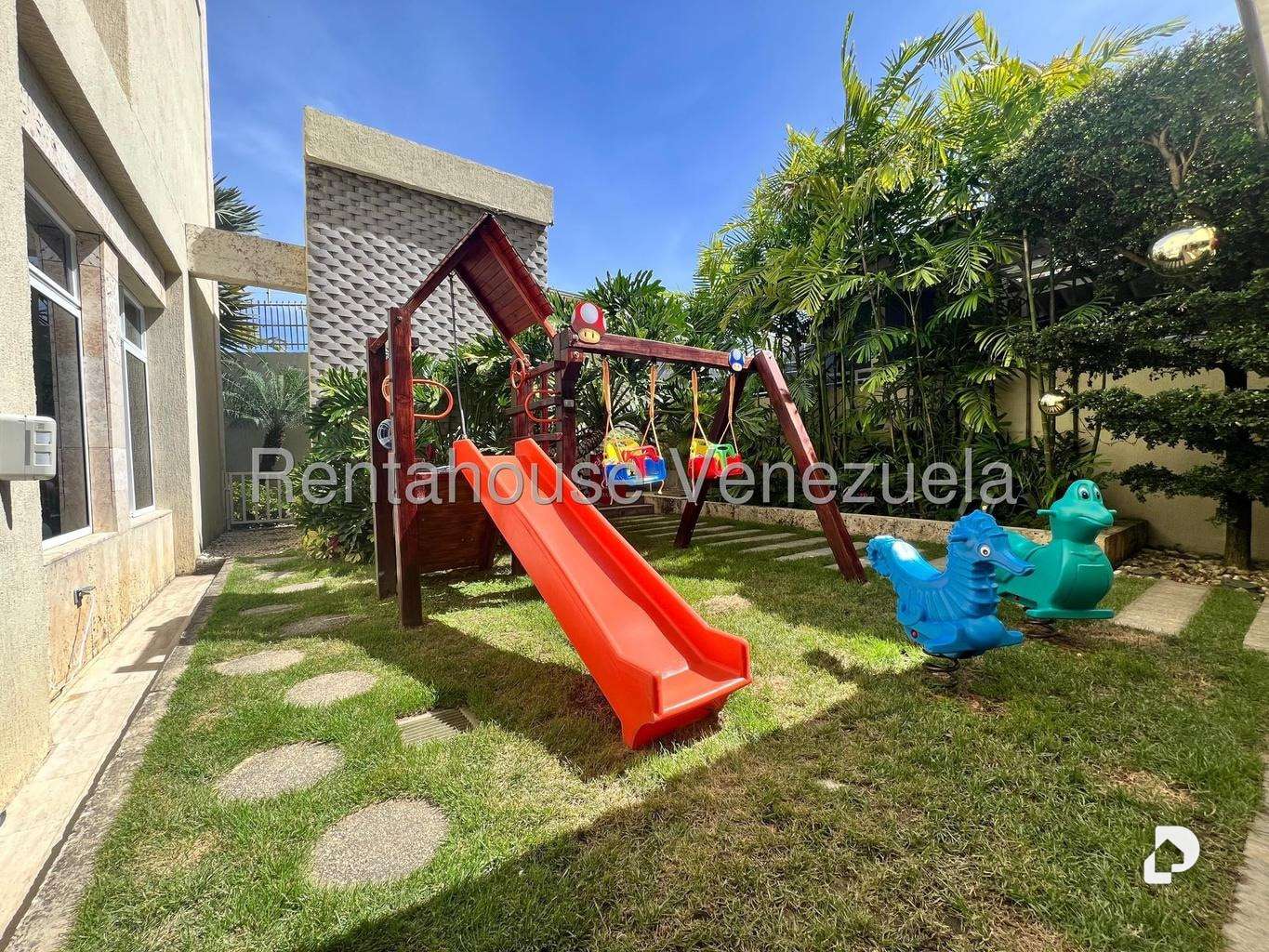 Casa en Santa Paula, Caracas – 41
