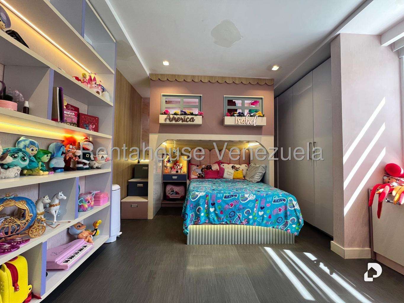 Casa en Santa Paula, Caracas – 22