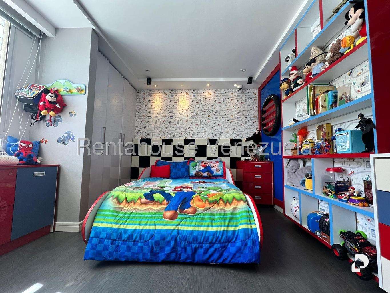 Casa en Santa Paula, Caracas – 24