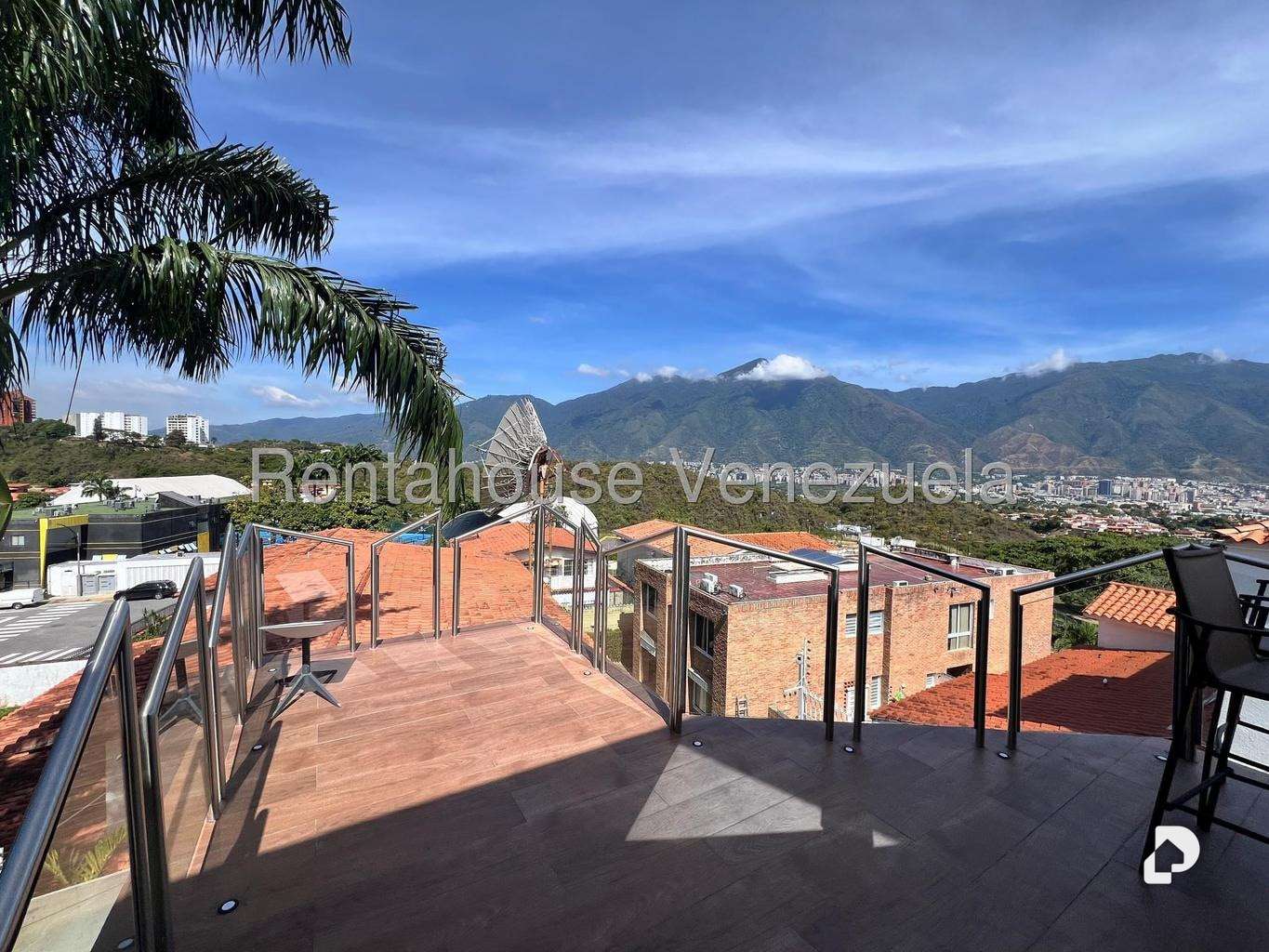 Casa en Santa Paula, Caracas – 32