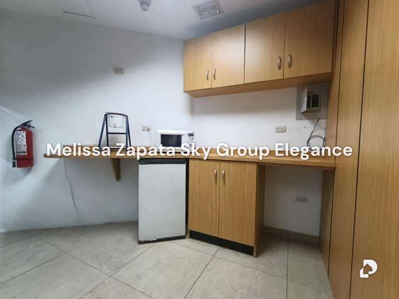 Oficina en Parral Plaza SEMI AMOBLADA Y EQUIP, Barquisimeto – 11