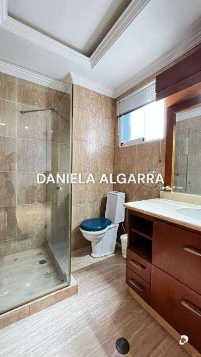 House in Guataparo Country Club, Valencia – 27