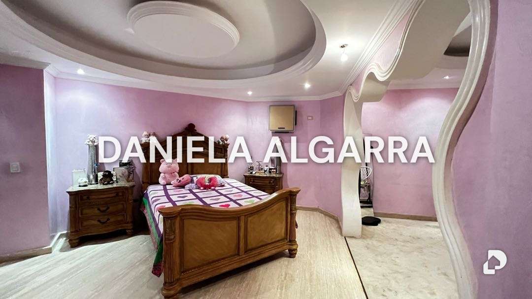 House in Guataparo Country Club, Valencia – 28