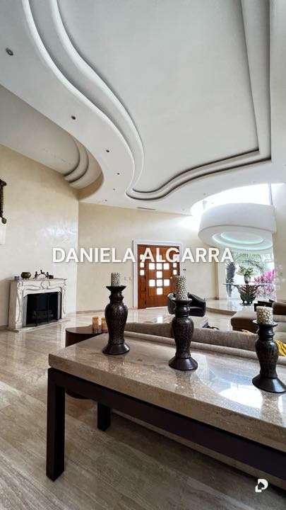 House in Guataparo Country Club, Valencia – 20
