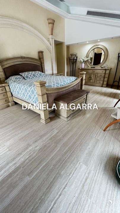 House in Guataparo Country Club, Valencia – 23
