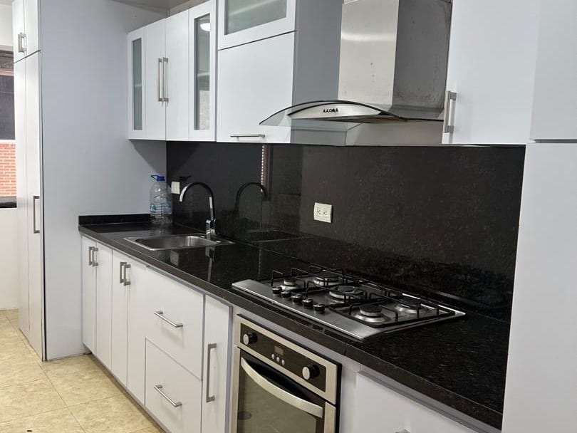 Apartamento en Los Dos Caminos, Caracas - 1