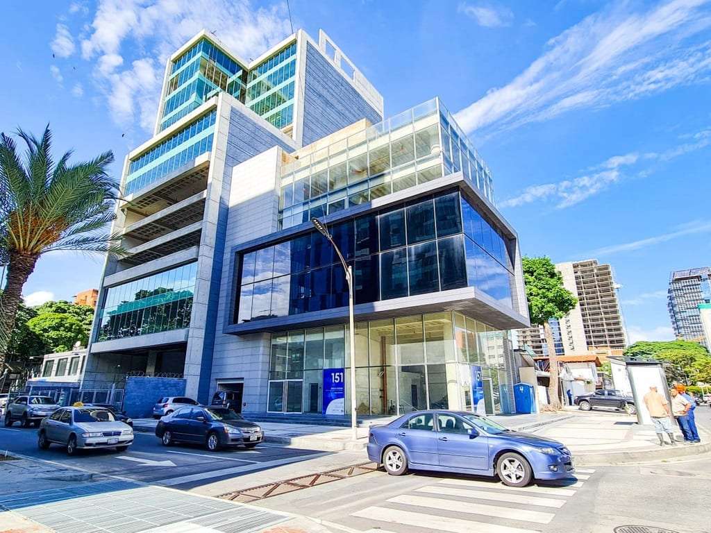 Edificio en Las Mercedes, Caracas - 1