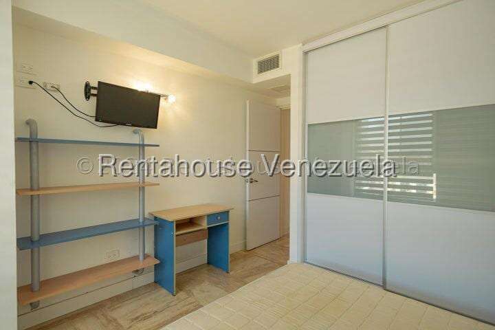 Apartamento en Lomas de Las Mercedes, Caracas