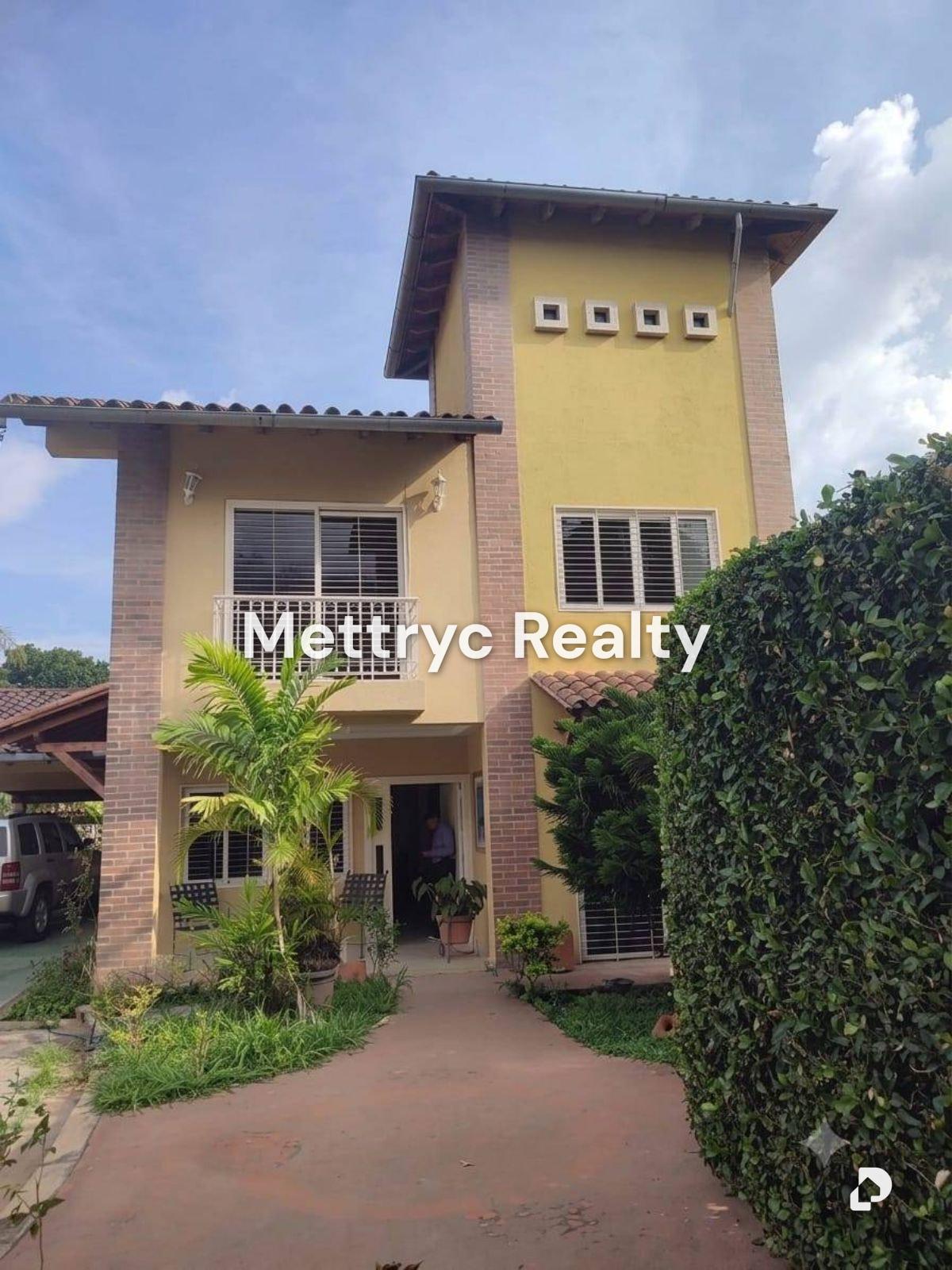 Casa en Villas San Diego Country Club, Valencia – 1