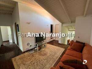 Casa en Prados del Este, Caracas – 29