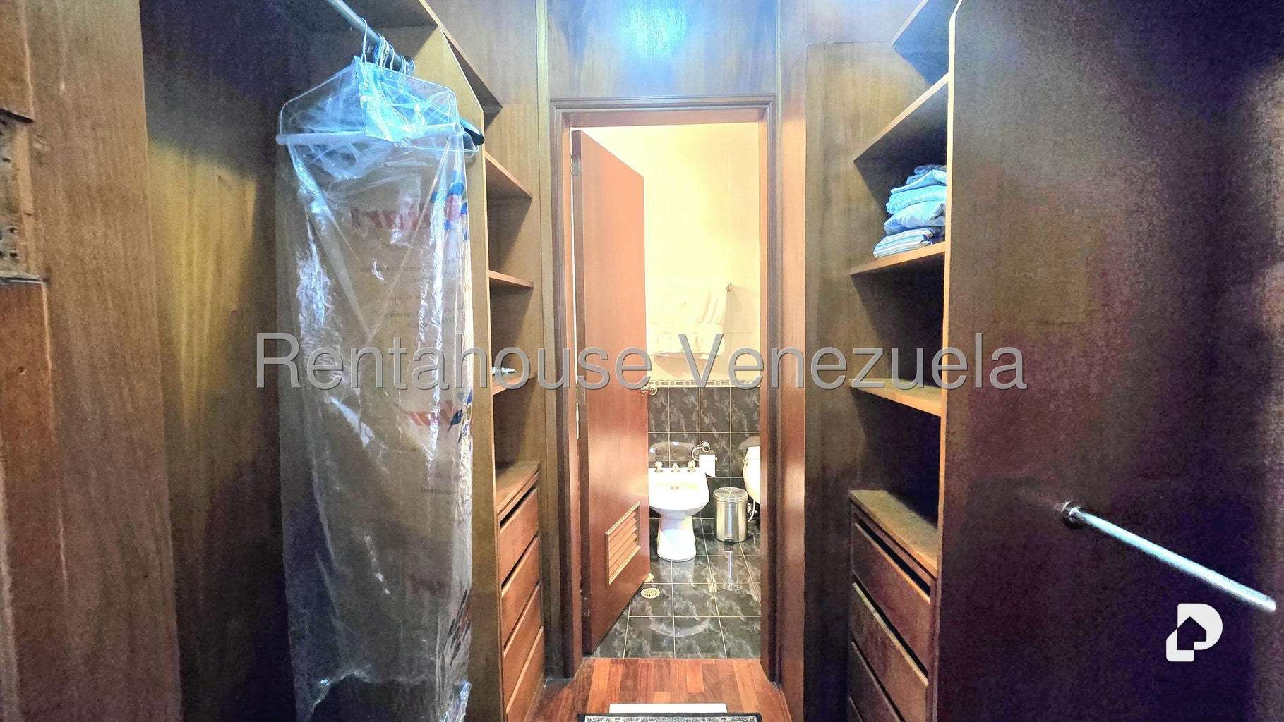 Apartamento en Campo Alegre, Caracas – 15