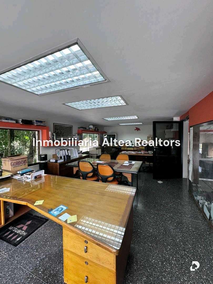 Terreno en La Trinidad, Caracas – 30