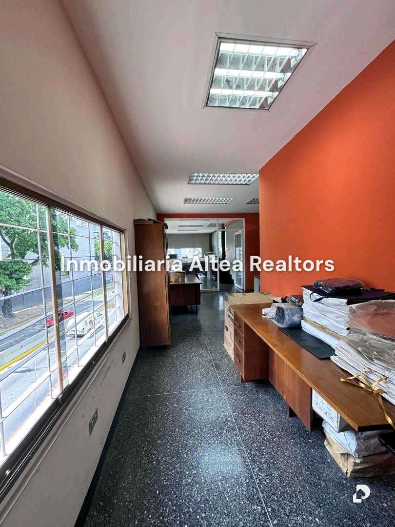 Terreno en La Trinidad, Caracas – 36
