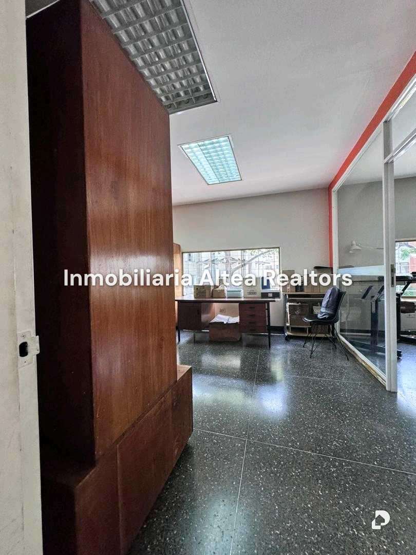 Terreno en La Trinidad, Caracas – 25