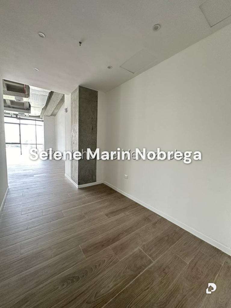 Local comercial en Las Mercedes, Caracas – 3