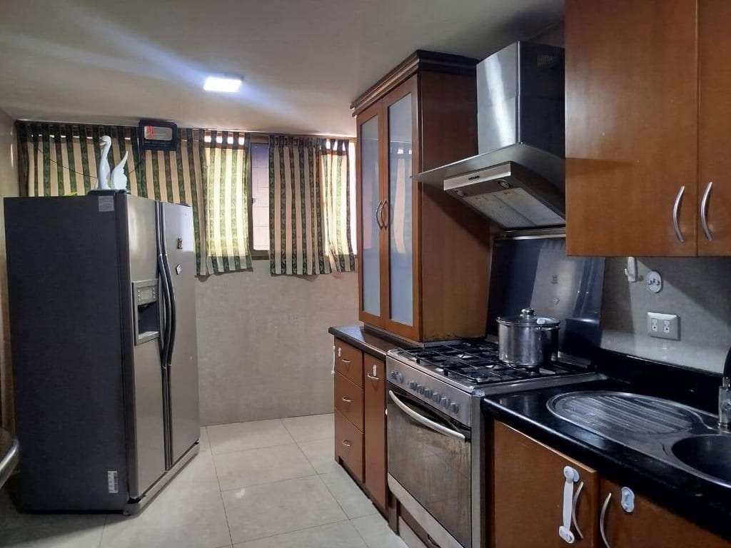 Apartamento en Avenida 5 de Julio, Maracaibo - 1