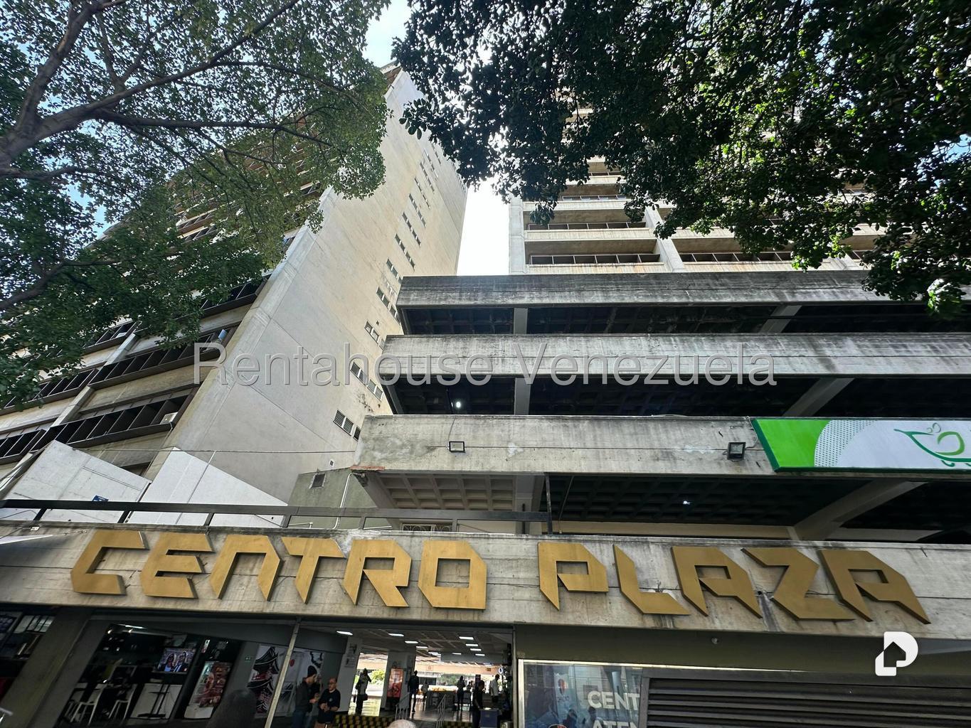 Oficina en Los Palos Grandes, Caracas – 1