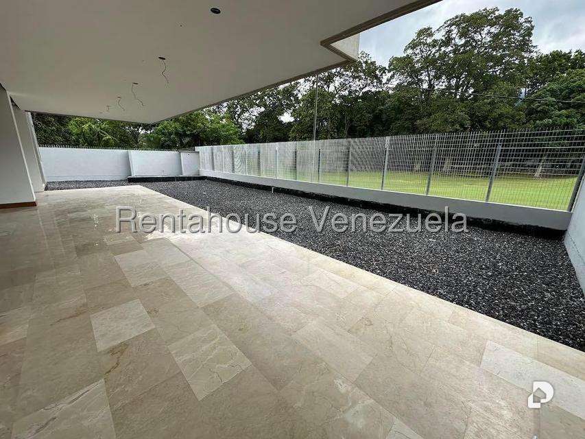 Apartamento en Campo Alegre, Caracas – 10