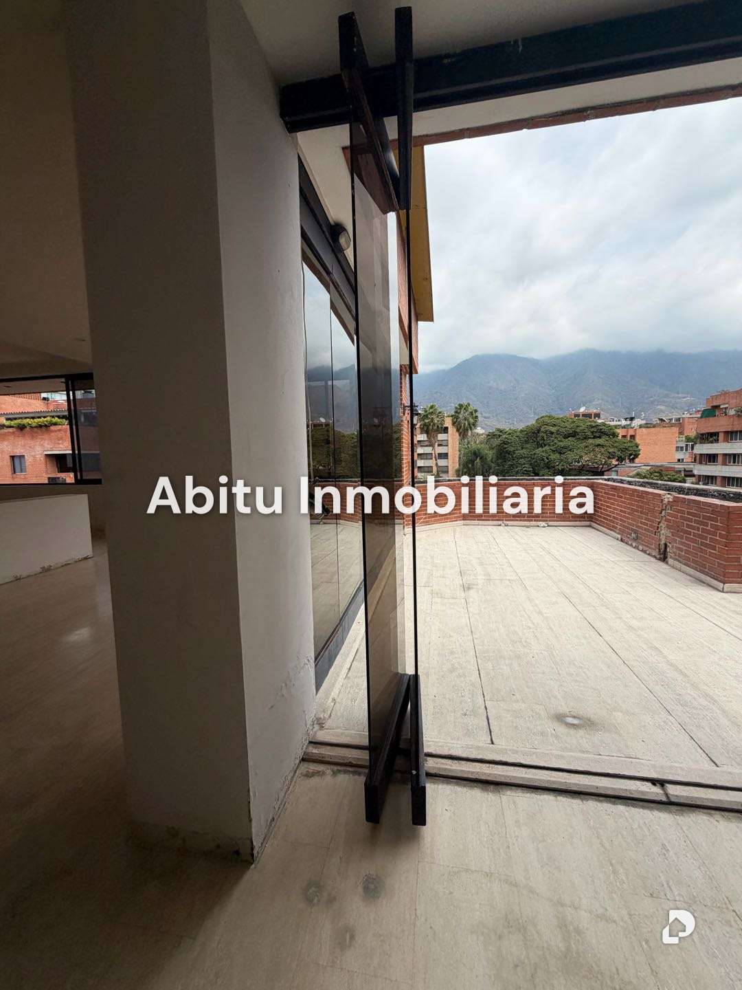 Apartment in Campo Alegre, Caracas – 4