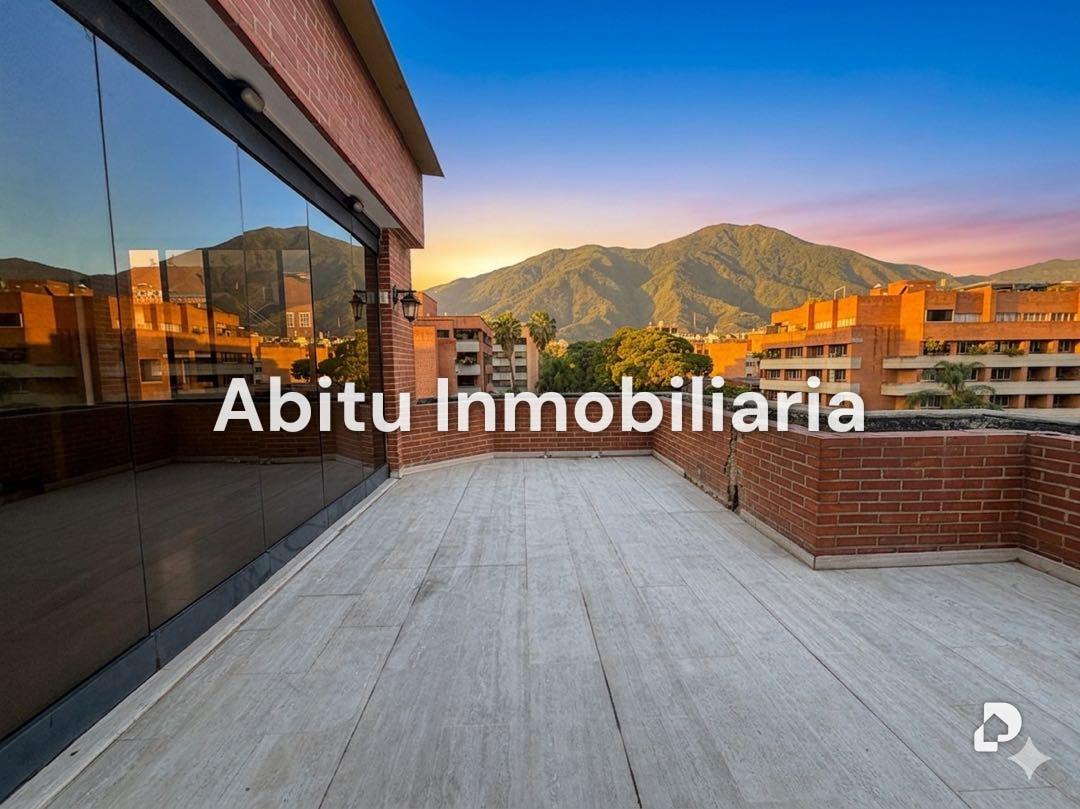 Apartment in Campo Alegre, Caracas – 1