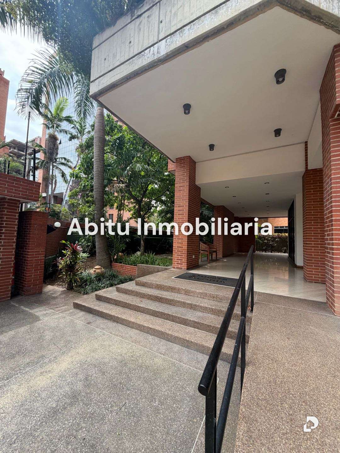 Apartment in Campo Alegre, Caracas – 2