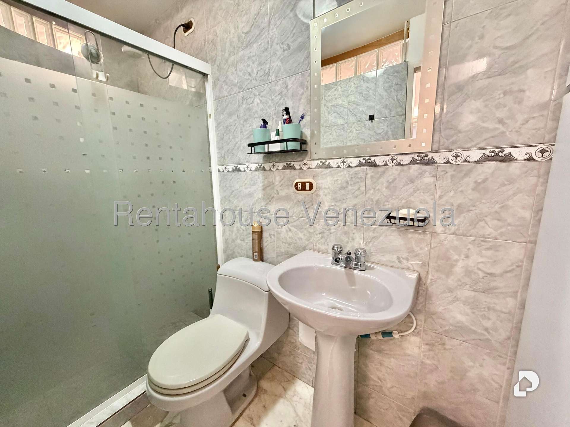 Local comercial en Catia, Caracas – 16