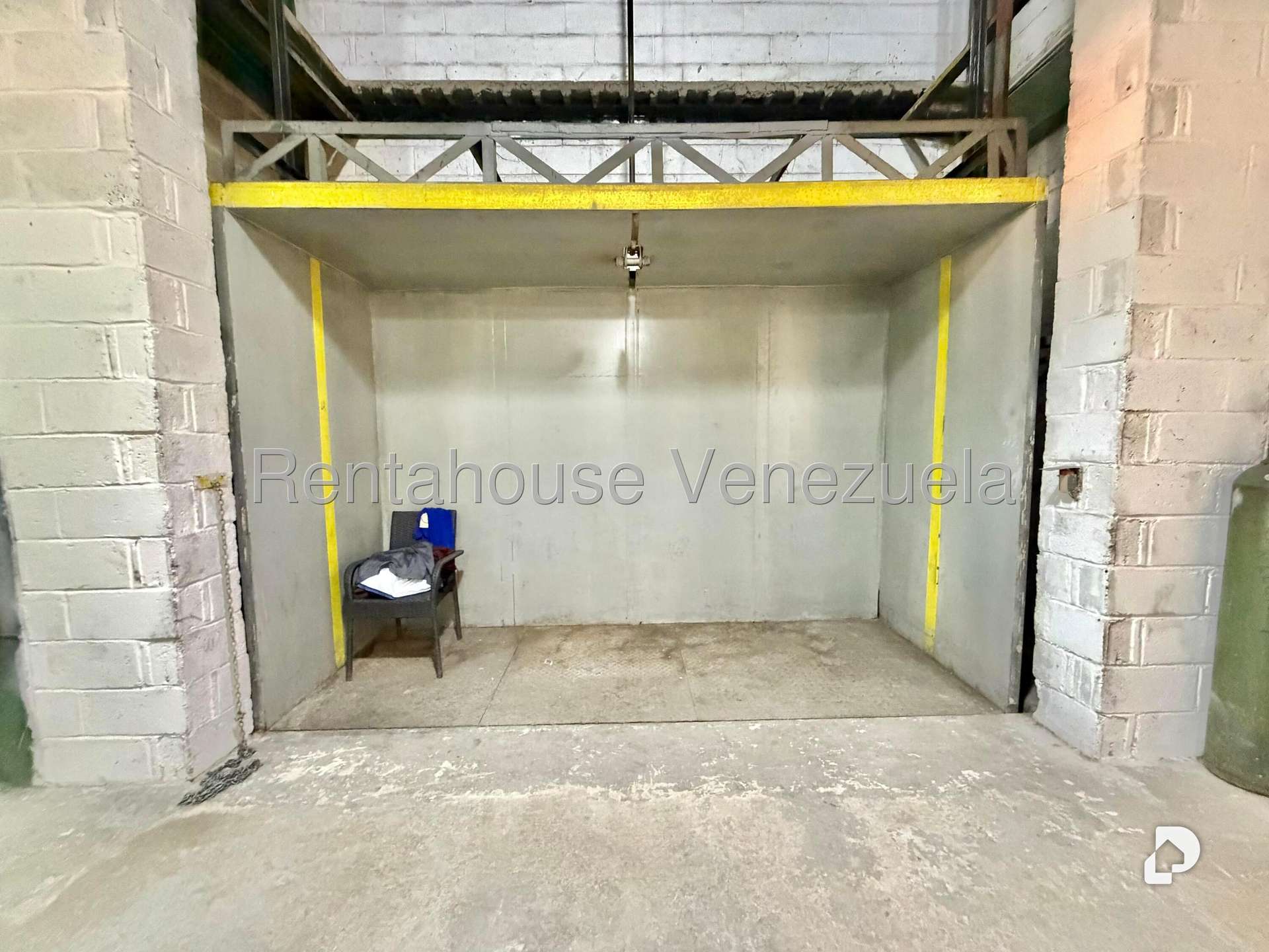 Local comercial en Catia, Caracas – 8