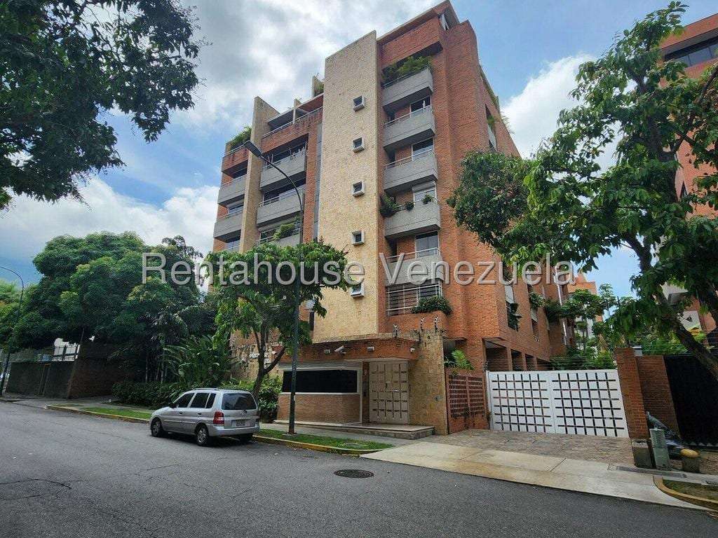 Apartment in Campo Alegre, Caracas - 1